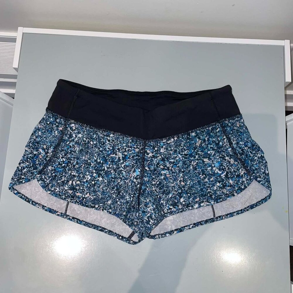 Lululemon Seawheeze 2017 Speed Short – VEUC Size 8 Tofino Shells Multi Black - Picture 3 of 7